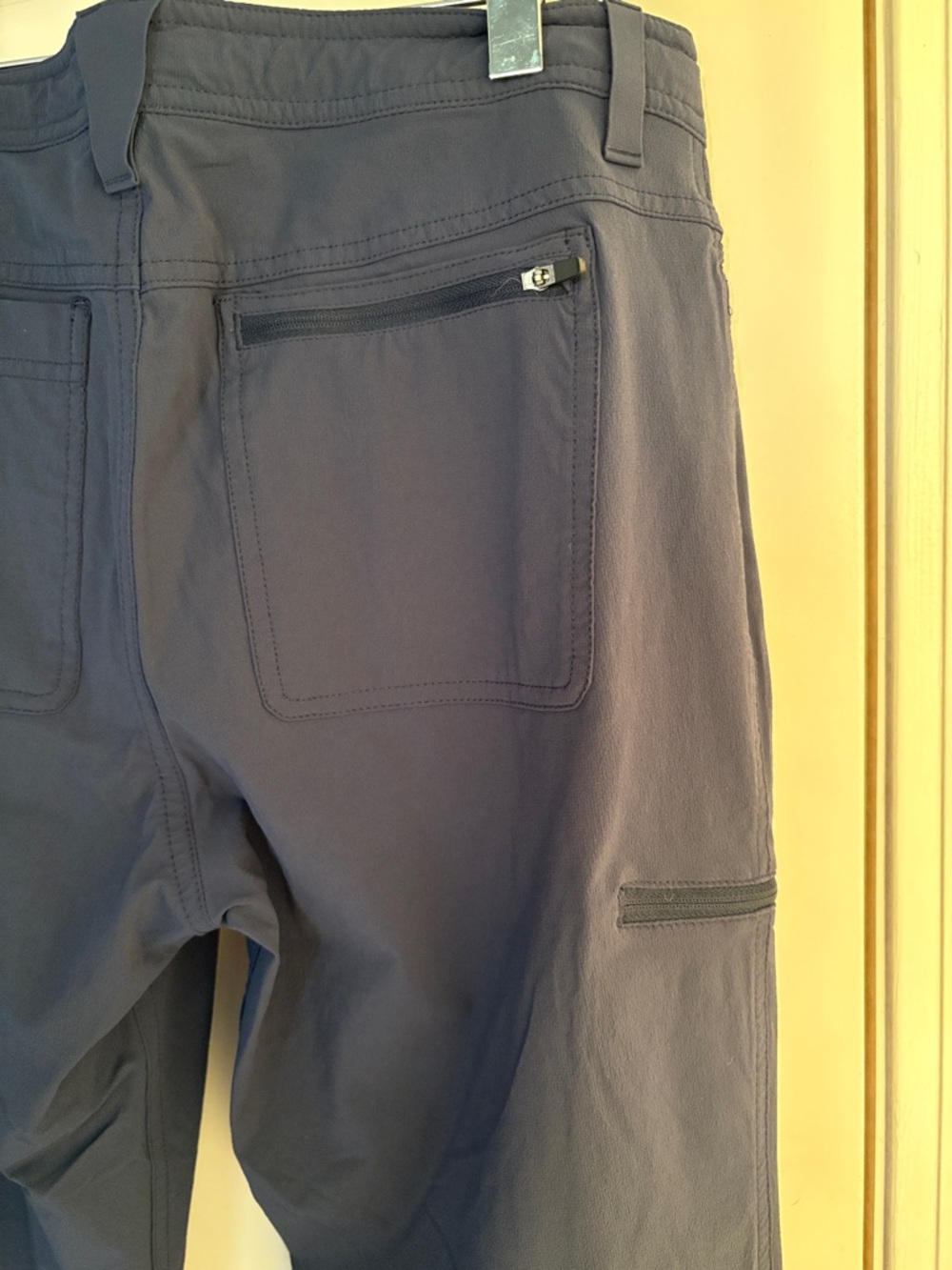 Outdoor Research Women’s  Navy Ferrosi Cargo Pants - Picture 4 of 5